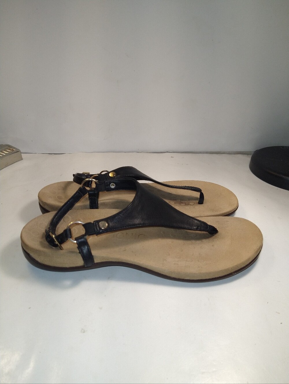 Vionic Kirra Black Leather Backstrap Sandals Shoes Women's sz 9.